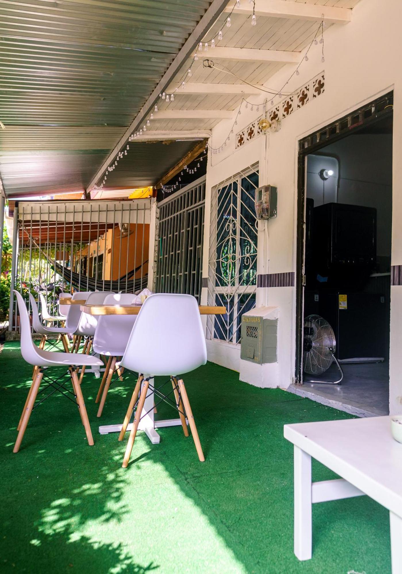 Mi pueblo natal Aptos y habitaciones Necoclí Exterior foto